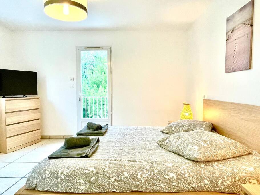 Charmante Villa Pour 10 Personnes Saint-Augustin  Exteriér fotografie