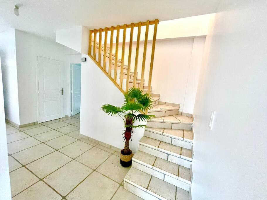 Charmante Villa Pour 10 Personnes Saint-Augustin  Exteriér fotografie